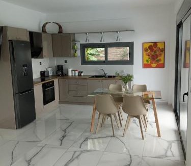 Ratzakli Villa | villa kate view