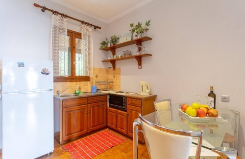 Nisaki Villa | Villa Katerina - Five Bedroom Villa, Sleeps 10