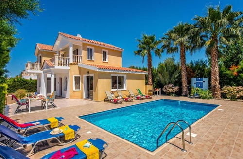Pegeia Villa | Villa Kristin by Villa Plus