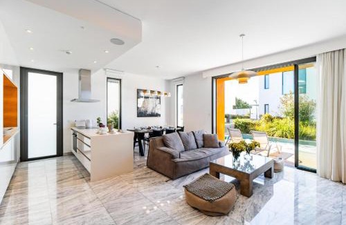 Paphos Villa | Villa Laurus 2 by Ezoria Villas