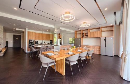 Choeng Thale Villa | Villa Lion Phuket