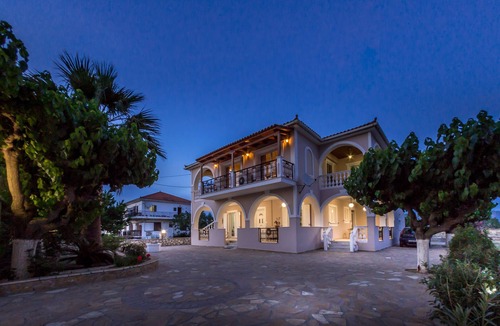 Agrilia House | Villa livadi family and groups place