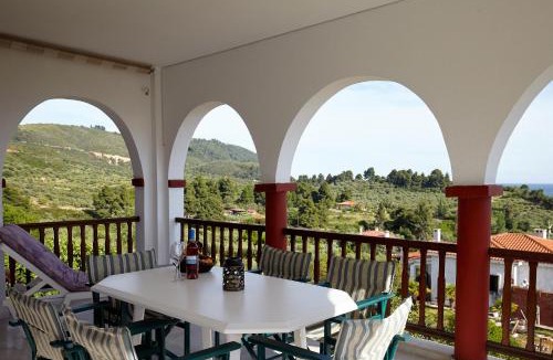 Ouranoupoli House | Villa Maria by RentalsPro Services - Ouranoupoli Halkidiki