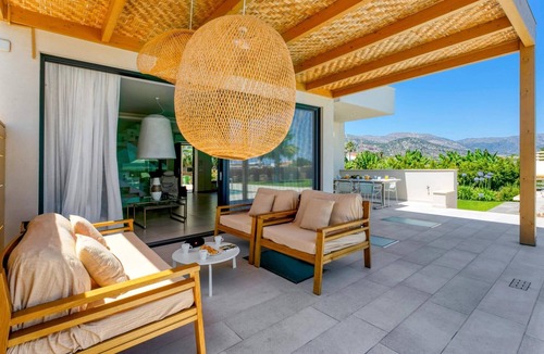 Malia Villa | Villa Mariba White by Villa Plus