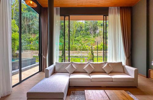 Si Sunthon Villa | Villa Menara Bang Tao