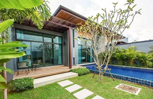Pa Klok Villa | Villa Miriama by Tropiclook