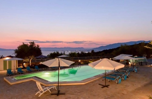 Diasella House | Villa Needa's - Home Love Retreat by the Pool