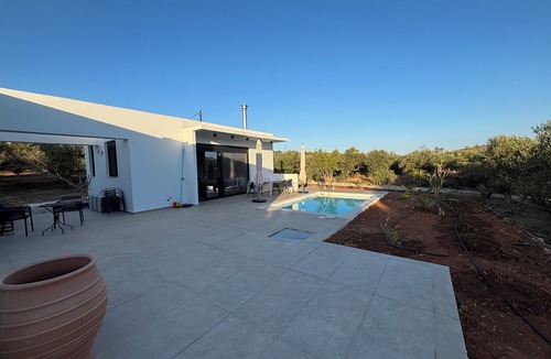Kamilari House | Villa Panselinos—Private Pool & Idyllic Olive Grove on the South Coast of Crete