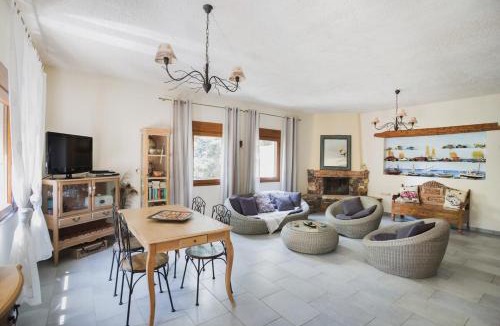 Pitsidia Apartment | Villa paradiso 1 with private pool