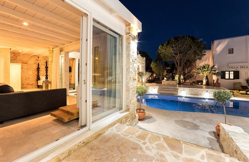 Aliki Apartment | Villa Pela - Ilios