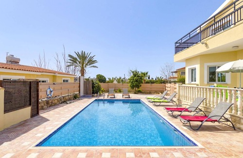 Pegeia Villa | Villa Philios by Villa Plus