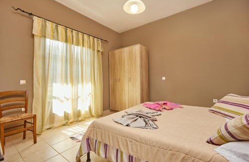 Porto Koukla Apartment | Villa Pounente Apartments - 300m from the beach, by ZanteWize