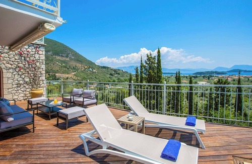Nidri Villa | Villa Rachi - Eight Bedroom Villa, Sleeps 8