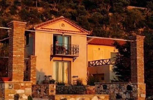 Karlovassi Villa | villa rental samos greek islands greece