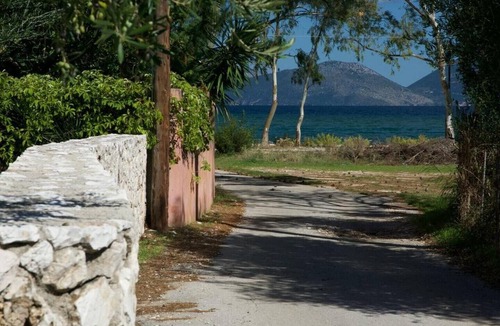 Sami Villa | Villa 'Sami Beach Villas Thalia' with Mountain View, Wi-Fi and Air Conditioning