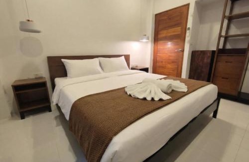 Wok Tum House | Villa Solara