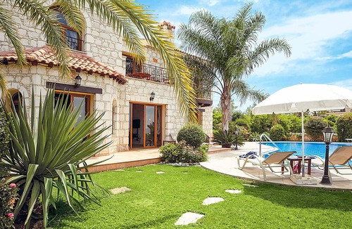 Argaka Villa | Villa Stavroulla - Four Bedroom Villa, Sleeps 8