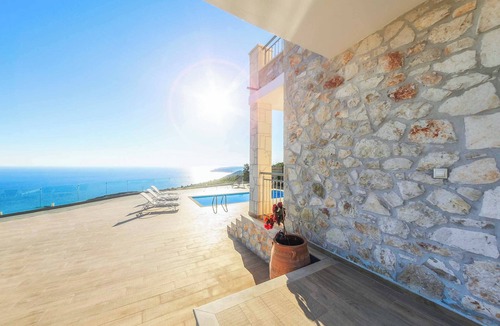 Skinaria Villa | Villa Stephania - Three Bedroom Villa, Sleeps 6