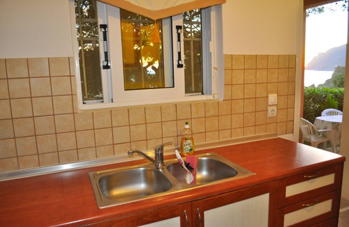 Sinarades Apartment | Villa Takis on Pelekas beach