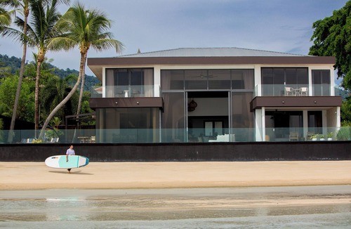 Lipa Noi Villa | Villa U Beachfront Haven: 1 Bed-Sleeps 2