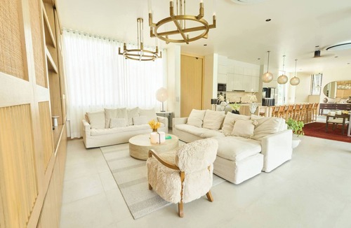 Hua Hin Villa | Villa UMA Hua Hin ChamAm