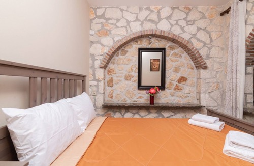 Limni Keri Villa | Villa 'Valentina' with Sea View, Pool, Private Balcony & Wi-Fi