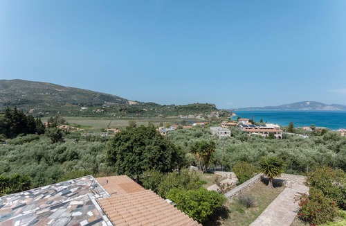 Limni Keri Villa | Villa 'Valeria' with Sea View, Wi-Fi and Air Conditioning