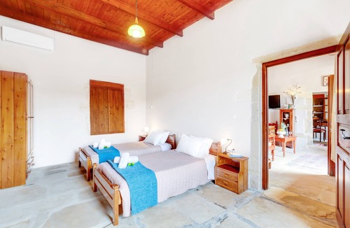 Gavalochori Villa | Villa Vereniki With Heated Pool