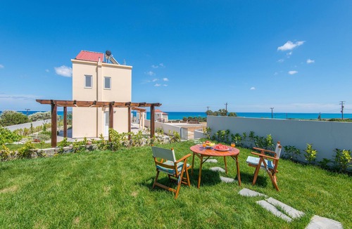 South Rhodes House | Villa Verona