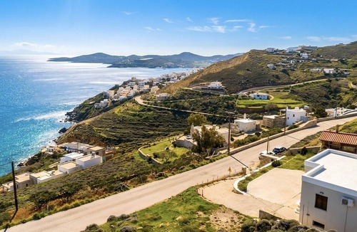 Ano Siros Villa | Villa 'Vignetta Mare 2br Seaview Retreat' with Sea View, Wi-Fi and Air Conditioning