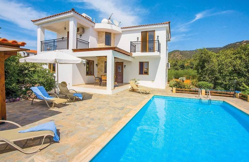 Argaka Villa | Villa Wisteria Argaka