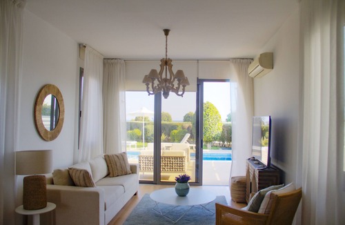 Mazotos Villa | Villa with Garden View and Private Pool