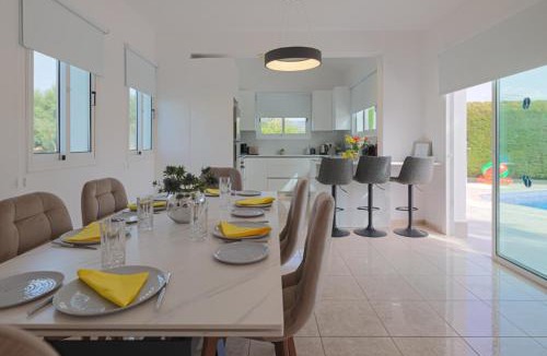Pegeia Villa | Villa YOLO with Private Pool, Coral-Bay