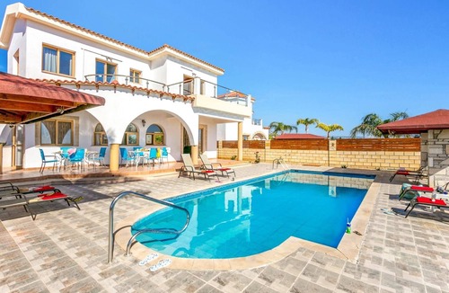 Pegeia Villa | Villa Zeus by Villa Plus