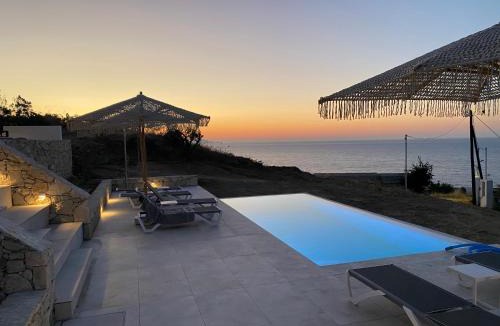 Pefki Villa | Villa Zina mit Infinity-Pool und Meerblick