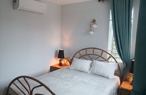 Rolea B'ier Hotel | Village Pottery Garden Villa