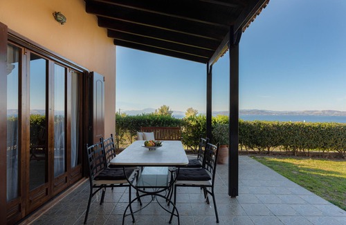 Vagia House | Villieta Marina, 2 minutes from the sea on foot.