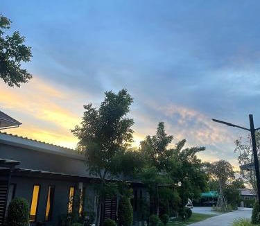 Pong Hotel | Viphuanan Resort
