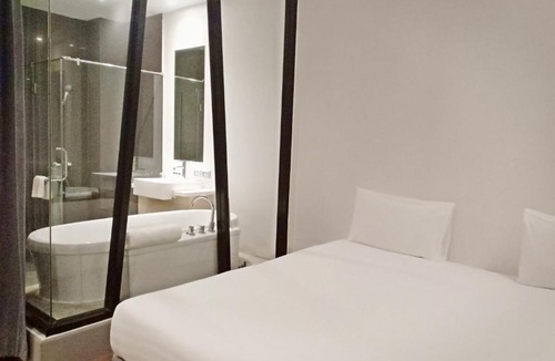 Racha Thewa Hotel | Vismaya Suvarnabhumi Hotel