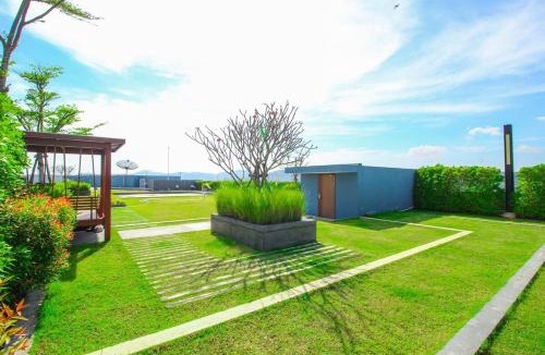 Phuket Apartment | Vista Phuket Old Town Gym Pool Wifi Netflix Walk to All