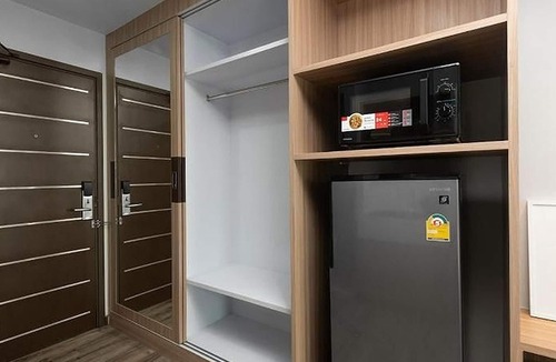 Bang Phli Apartment | VSK RESIDENCE At Suvarnabhumi Airport