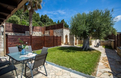 Nea Skioni Villa | (w) Helios Villa | Private Pool | Halkidiki