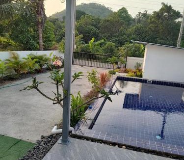 Thong Krut Villa | Waan Samui Pool Villa