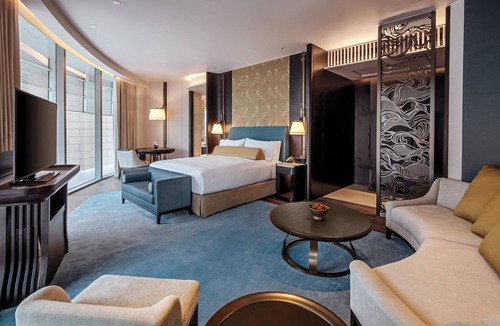 Ratchaprasong Hotel | Waldorf Astoria Bangkok