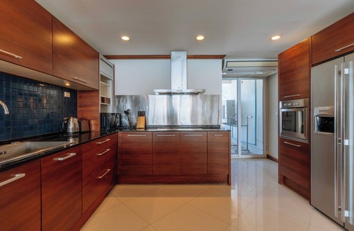 Patong Apartment | Walk Patong Biggest Building C274