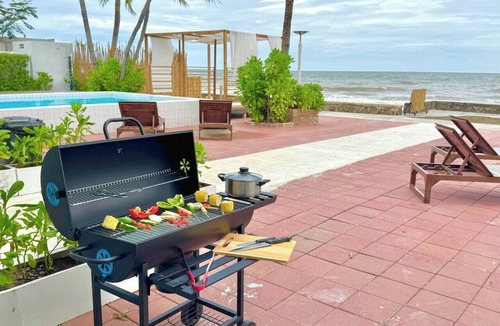 Hua Hin Apartment | Wander at Bayside 19 | Beachfront Half-Villa, family (sleeps 14)