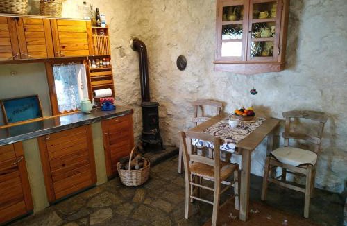 Skoutari House | Wellanidia Cottage Skoutari