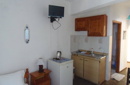 Skopelos Apartment | Where the sea meets the sky 9 , studiosmilos-skopelos