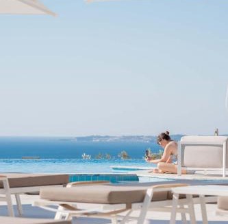 Aipeia Hotel | WHITE DONKEY BOUTIQUE Hotel