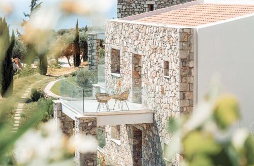 Aipeia Hotel | WHITE DONKEY BOUTIQUE Hotel